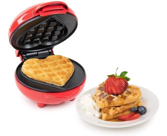 WAFLERA CON DISEÑO DE CORAZON